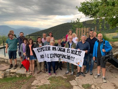 Mobilització dels veïns de Berén contra l'expropiació d'aigua (Foto d'arxiu: Comunitat de Veïns de Berén)