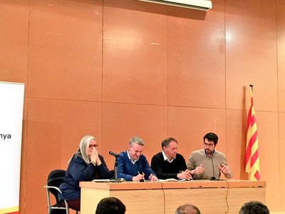Debat sobre els JJOO d'Hivern 2016 (Foto: JNC La Cerdanya)