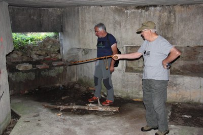 Interior d'un dels búnquers existents a tocar de la collada de Toses (Foto: ACN)
