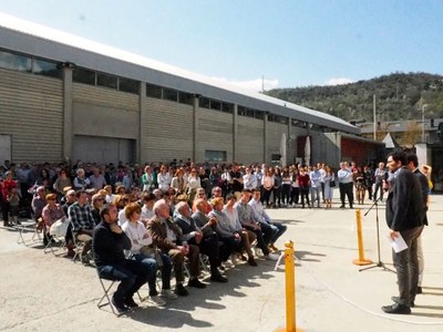 Descoberta de la placa en homenatge a Emili Vicente