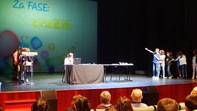 Presentació d'alumnes de l'Escola Albert Vives a la UA