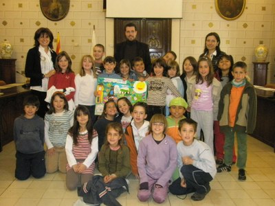 Visita dels alumnes del CEIP Pau Claris a l'Ajuntament