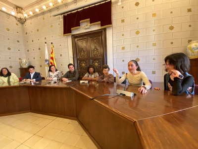Visita d'alumnes del SIEI de l’Institut Joan Brudieu a l’Ajuntament de la Seu