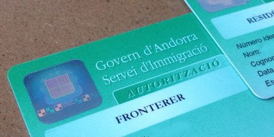 Carnets de permisos d’Immigració (Foto: ANA)