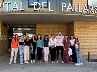 Primer grup desplaçat d'estudiants del Grau d'Infermeria de la UdL a la Regió Sanitària Alt Pirineu i Aran (Foto: Departament de Salut)