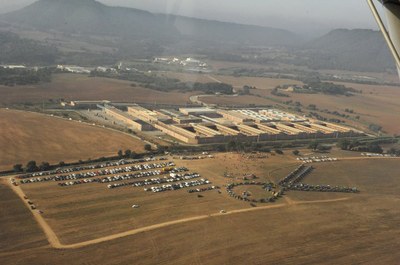 Concentració de tractors davant de la presó de Lledoners, aquest diumenge passat (Foto: Unió de Pagesos)