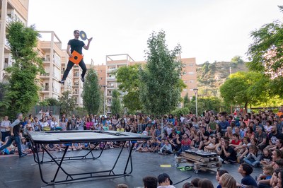 'Back to the classics' (Companyia Planeta Trampolí)