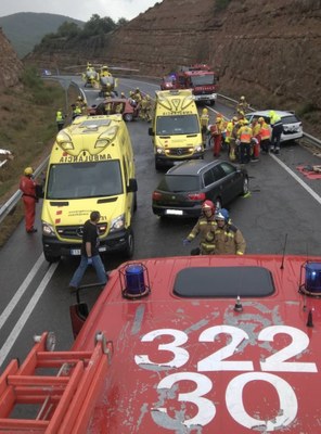 Accident a la C-14 a Bassella (Foto: SCT)