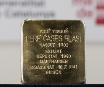 Stolpersteine en record de Pere Cases Blasi (Foto: Memorial Democràtic)