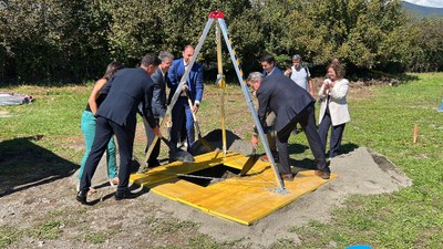 Col·locació de la primera pedra de l'edifici d'INEFC Pirineus a la Seu d'Urgell (Foto: ACN)