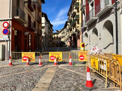 El carrer Major de la Seu d'Urgell estarà tancat al trànsit mentre durin les obres