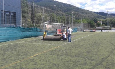 Camp de futbol - Canvi de gespa artificial