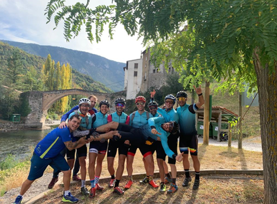 Els ciclistes de la Trail2Challenge, a l'etapa entre la Seu i Barruera (Foto: XCommunication)