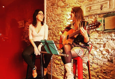 Anna & Nunu actuen a Peramola (Foto: Perifèria Cultural)