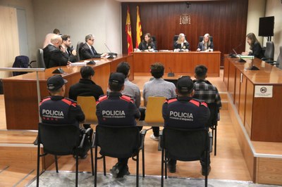 Judici als quatre acusats d'un robatori a una casa d'Isona i una posterior fugida temerària (Foto: ACN)