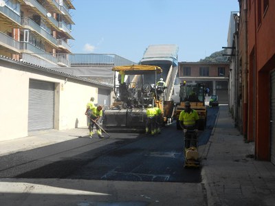 Repavimentació de carrers a la Seu
