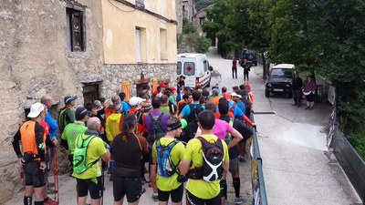Sortida de la cursa PRO de la Trobada Atlètica Aristot 2015 (Foto: Bombers Organyà)