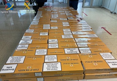 Decomís de 1.470 paquets de tabac a la duana de la Farga de Moles