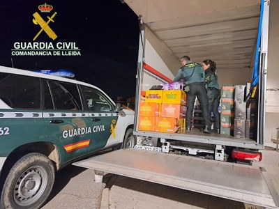 Decomís de begudes alcohòliques procedents d'Andorra, en un control a Civís