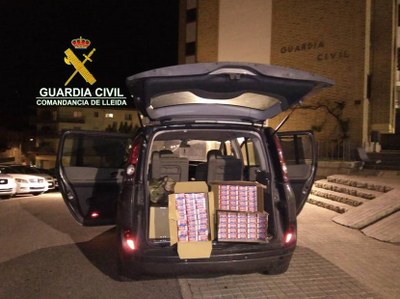 Decomís de tabac a Civís