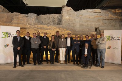 Antonio Franco (al centre de la imatge), en una reunió del jurat del Premi Pica d'Estats, el febrer passat (Foto: DdL) 