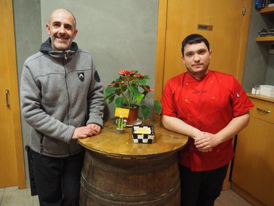 El Bar Nou de la Seu prepara la truita de patates més gran de Catalunya