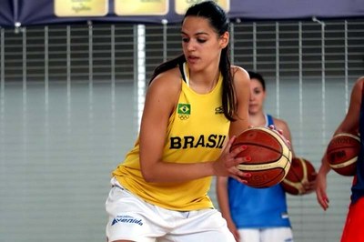 Amaya Gastaminza