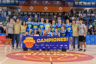 Foto d'equip del Cadí La Seu, campió de la Lliga Catalana 2026 (Foto: FCBQ/Jonay González)