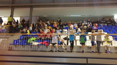 Seguiment del partit Cadí-Araski des del Palau d'Esports de la Seu (Foto: Toñi Cabello)