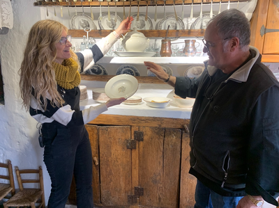 Eva Clausó, amb Josep M. Troguet, al primer capítol de la nova temporada de 'Salut i muntanyes'