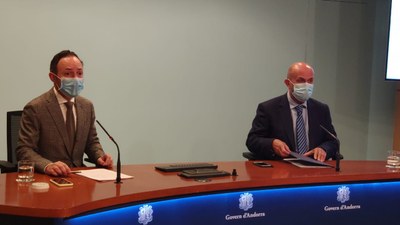 Xavier Espot, en una roda de premsa amb Joan Martínez Benazet (Foto: Govern d'Andorra / arxiu)
