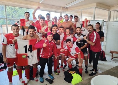 El CE Oliana celebra la segona victòria de l'inici de temporada, al camp del Ponts (@ceoliana)