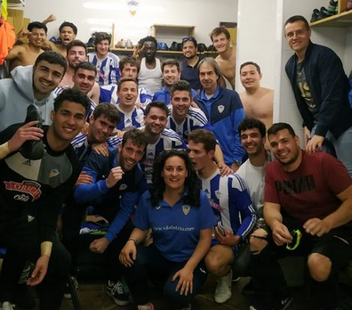 El CF Organyà celebra el triomf al derbi comarcal amb La Seu FC (@cforganya)