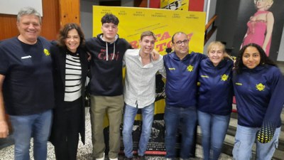 Representants del CHPA Cadí, a l'estrena de la pel·lícula 'Ruta salvatge', al Cinema Avinguda de Puigcerdà (@chpacadi_hoquei)
