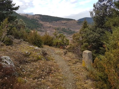 Camí vell d’Andorra prop de Juverri, mirant cap a Arcavell (Foto: Carlos Guàrdia Carbonell)