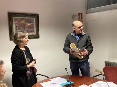 Isidre Domenjó rep un obsequi del Consell Comarcal de l'Alt Urgell per la seva jubilació