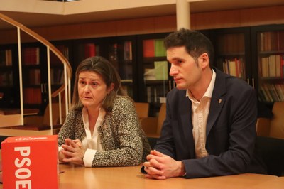 La síndica d'Aran, Maria Vergés, en una reunió amb el PSOE a Madrid. (Foto: ACN) 