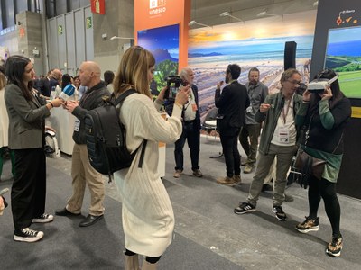 Presentació a Fitur del projecte de realitat virtual del Geoparc UNESCO Orígens (Foto: Geoparc UNESCO Orígens)