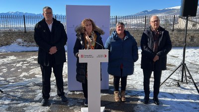 Ester Capella, aquest divendres a Puigcerdà, parla de la tramitació de la Llei d'Alta Muntanya (Foto: ACN)
