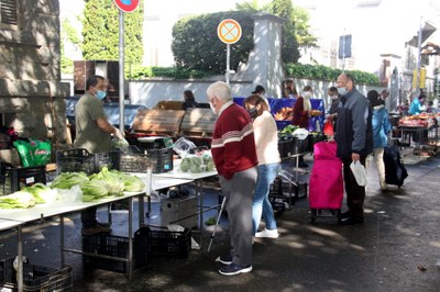 Mercat Setmanal a la Seu (Foto: ACN)