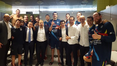 El MoraBanc Andorra celebra la classificació per als 'play-off' (Foto: BC Andorra)
