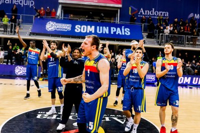 El MoraBanc celebra la classificació per als 'play-off' de l'Eurocup (Foto: BC Andorra)