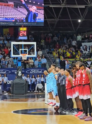 Minut de silenci en record d'Antoni Martí en el partit MoraBanc Andorra-Baxi Manresa (Imatge: BCA)