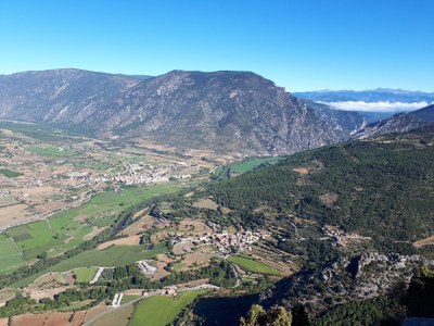 La vila d'Organyà i els antics dominis dels senyors de Caboet (Foto: Carles Gascón)