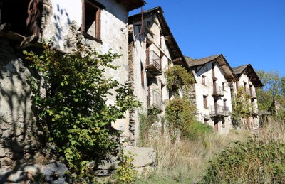 El poble deshabitat d'Àrreu (Foto: ACN)