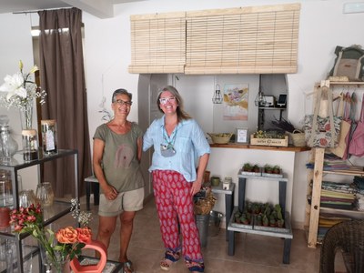 ‘Reempresa’ facilita el manteniment de l’única floristeria de la Pobla de Segur 