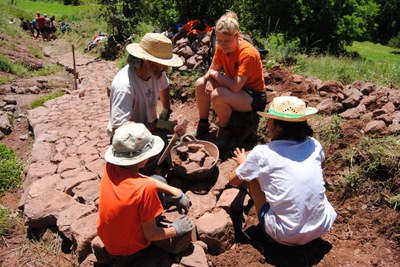 Formació sobre el terreny del projecte Museu de Camins, a la Vall de Siarb