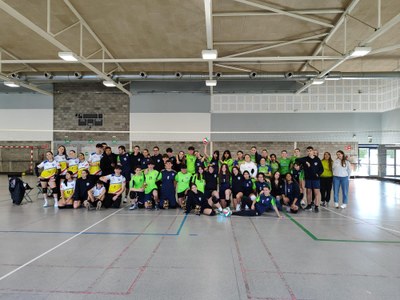 Triangular de voleibol a la Pista Polivalent, amb equips de la Seu d'Urgell, Puigcerdà i Andorra (Foto: Vòlei Seu)
