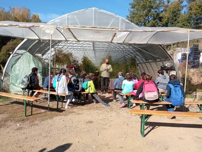 Visita d'alumnes de l'Escola La Valira al Cerdanya Ecoresort, a Prullans