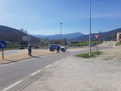 Control dels Mossos a Adrall (Foto: Mossos d'Esquadra)